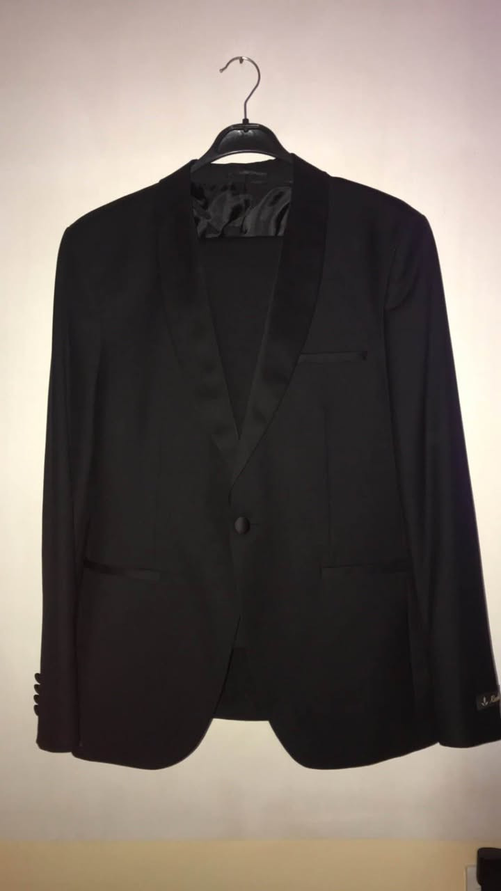 ‎قاتی مارکەی ڕۆمای ئیتاڵی Roma

‎لە ٢ پارچە پێک هاتوە(پانتۆڵ،چاکەت)

‎قوماشەکەی کوالێتیەکی بەرزی هەیە و لە ناوخۆی ئیتاڵیا کڕاوە

‎سێ گیرفانی هەیە

‎گیرفانێکی دیکەی هەیە لای 

‎گرەنتی مانگێکی لەگەڵدایە

I
‎نرخی (130)هەزارە🔒

‎هەموو قیاسێک بەردەستە

‎گەیاندن هەیە بۆ هەموو شار و شارۆچکەیەک🚚🚘📦
‎گەیاندن بۆ ناو سلێمانی ٣٠٠٠
‎گەیاندن بۆ شارەکانی کوردستان ٤٥٠٠
‎گەیاندن بۆ بەغداد ٦٠٠٠
‎گەیاندن بۆ شارەکانی ئێراق ٨٠٠٠ السليمانية, العراق


**إذا كنت صاحب هذا الإعلان وتريد حذفه لأي سبب، رجاءا أرسل رسالة إلى الدعم الفني**