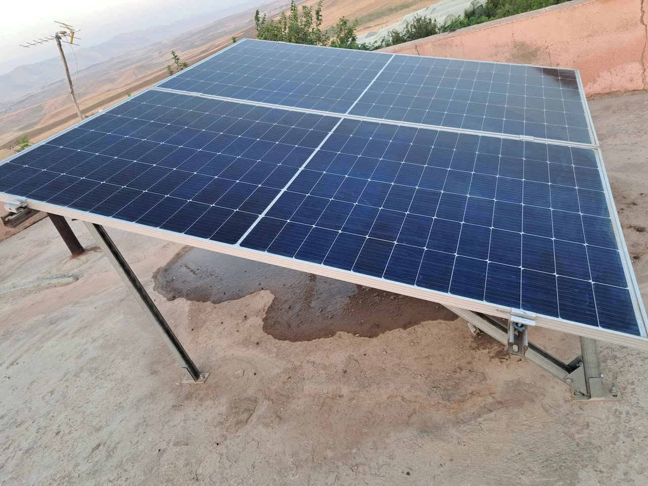 سیستەمی تاقەشەمسی بۆفرۆشتن 
کاملەوبەشەرتی ئیش کردن
4ئەمپێرڕۆژ 2ئەمپێر شەو
*********** السليمانية, العراق
