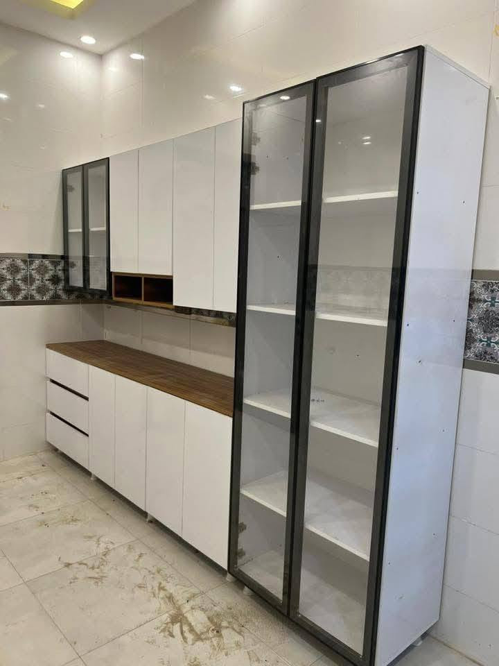 💥 البدري! 💥 للمطابخ والديكورات 💥 بلّش من هسه مع مطابخ وشبابيك💥 البدري! 💥
تخفيضات استثنائية وهدايا مجانية ما تنعاد 😍🔥

🟩 اسكاي لايت 
🟦 كيرتن واجهات

🎁 هدايانا المميزة:
✅ هدية مجانية من اختيار الزبون: طباخ أو مايكرويف أو أوفن (جميع الأجهزة إيطالية)
✅ 3 سلات تنظيف هدية مجانية
✅ النقل والشد مجاناً لكافة المحافظات 🚛💪

✨ نعمل أيضًا على:
📌 الرفوف – المحجرات – الشبابيك بتصاميم عصرية وجودة عالية
 #العنوان_الكوت_دورالعمال_شارع_السكلات_مقابيل_معرض_الدهلكي_قرب_مجمع_الزبيدي
📞 للاستفسار والطلب:

***********

#البدري_للمطابخ_والديكورات
#عروض_مميزة #ديكورات_عصرية #مطبخ_أنيق
