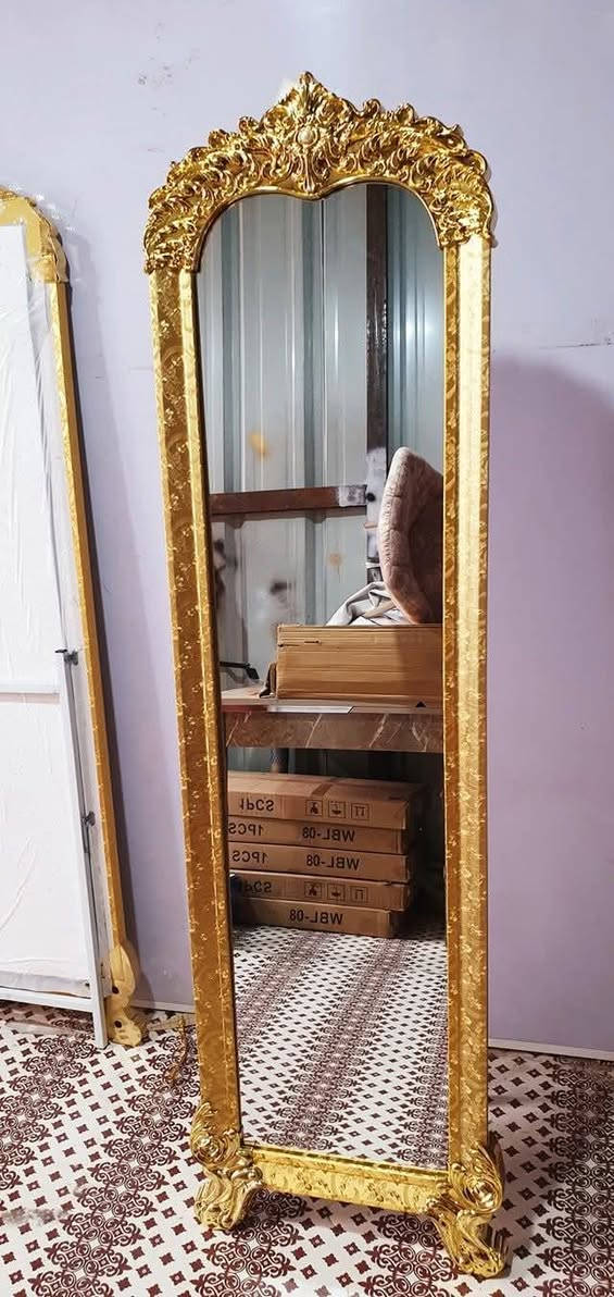 حاجه الف الباشا 
 مرايه عموديه اطار ذهبي
جزامه بلاستك استندر 

توصيل مجاني داخل طويريج فقط 😍
الرجاء متابعة البيج ليصلكم كل جديد 🆕
*********** واتساب
