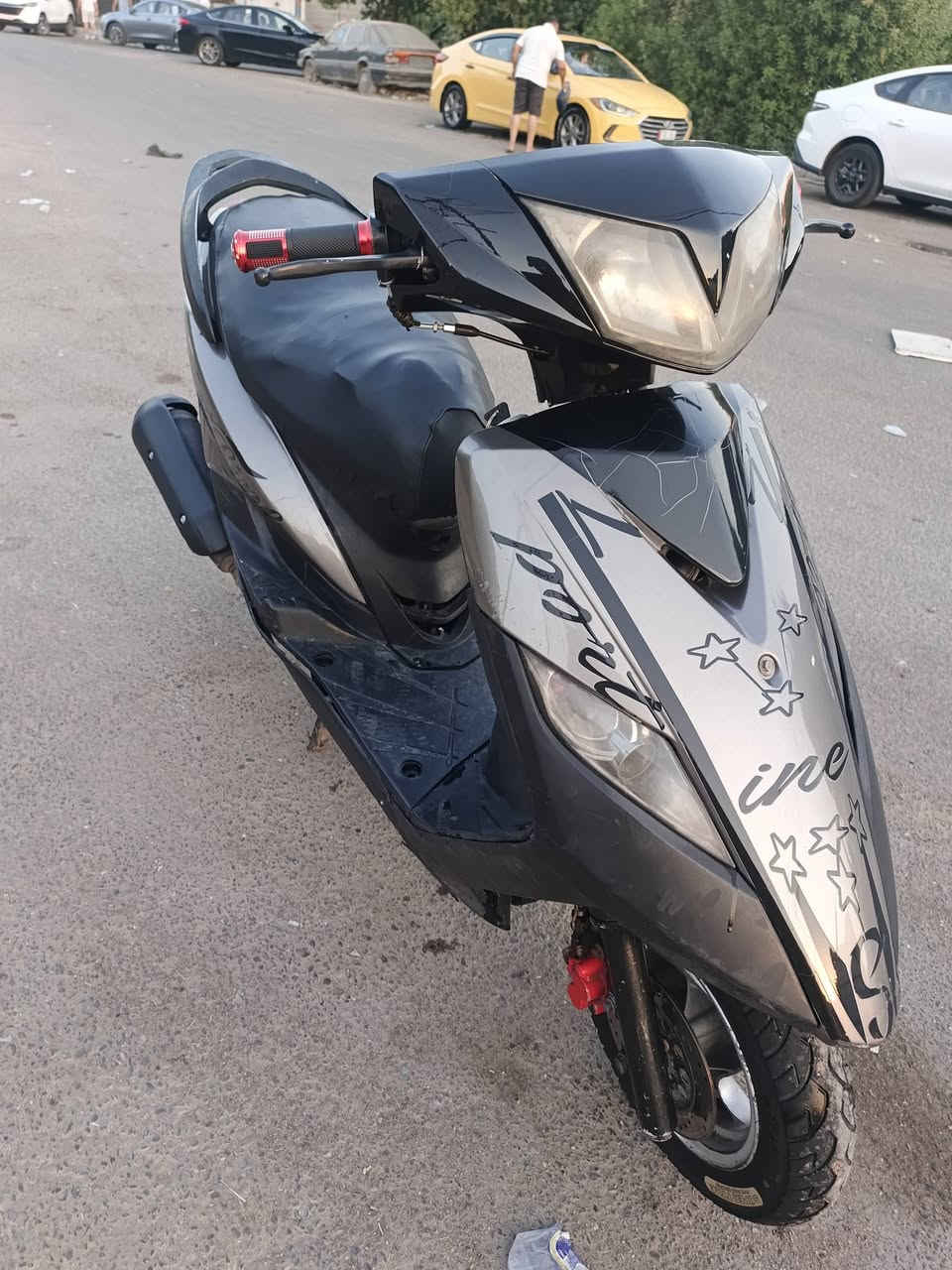 سلام عليكم ماكس ثعلب gtr  كابراتر شغاله سلف كهرباء كله شغاله اشاير سلف لايت بك لايت سكن كيج البارزين شغال كيل متر شغال دشبول كله شغال زوج تايرات المكينه لا نضوح ولاتبخير ولا تنقيص ناعمه المكينه ابغداد حي العامل السعر 300بيه مجال ***********
