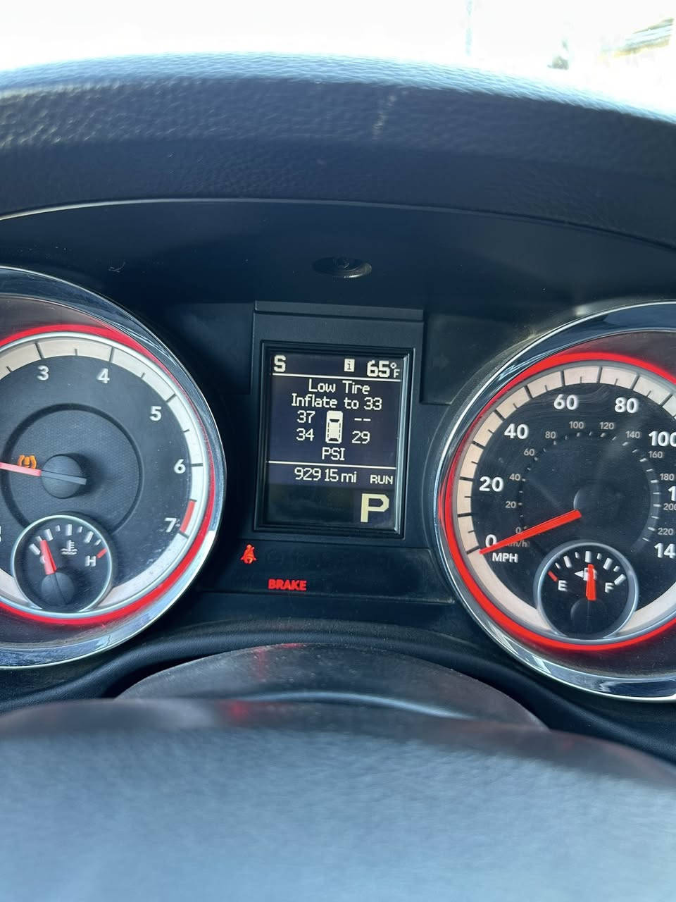 السلام عليكم
مكلف بالنشر

دورنكو 2013 

خليجي

ماشيه 93 الف ميل 

هيمي 8 سلندر

رقم بغداد

مواصفات : كشنات جلد / تدفئه وتبريد بالكشنات  / بانوراما / مثبت سرعه/ تبريد ٣ قطع / لايتات زينون 

السعر 210$ وبي مجال بسيط للشراي 

للتواصل 

***********
