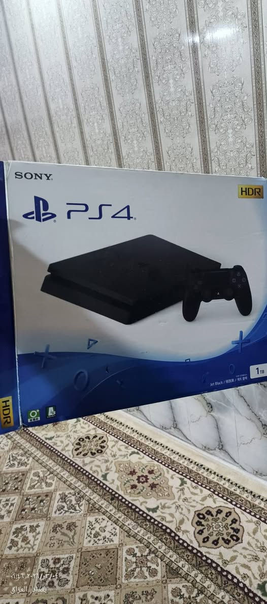 سلام عليكم play station4 🎮 للبيع 
للبيع فقط الجهاز جداً نضيف ذاكرته 1T مهكر وبي هواي العاب 
من ضمنهم 1ـ The CREw MotoR FEst
2ـGTA5 
3ـ بيس 2021 
4-سبايدر مان مارفل 2 
والجهاز يتحمل 14 لعبه 🎮
سعر 270 وبي مجال بسيط 💙
🚩مكاني بغداد الأمين الثانيه 
للاستفسار أكثر ه‍ *********** 
واتساب فقط
