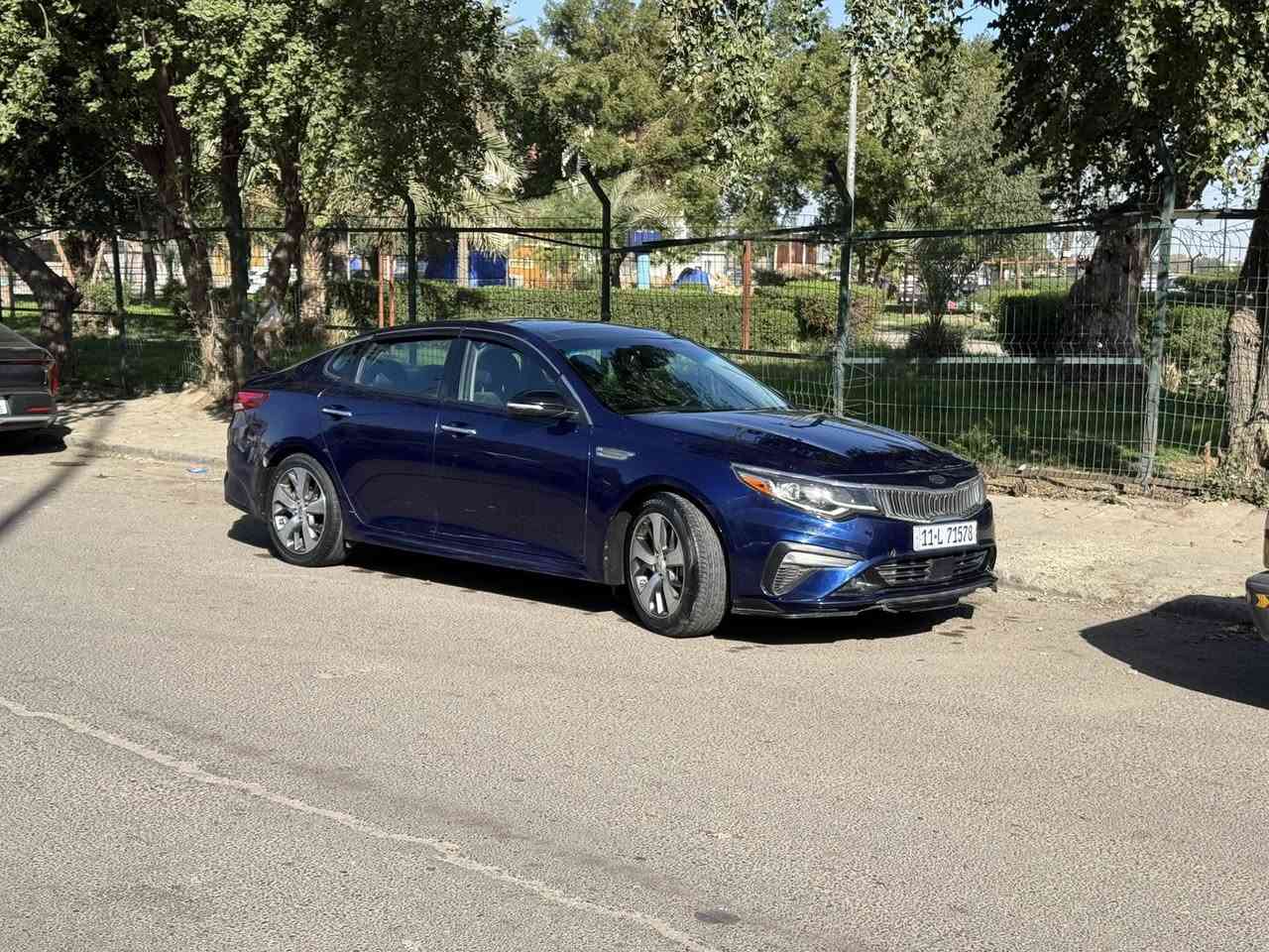 كيا اوبتيما 2020 EX فوول للاخير وارد امريكي للبيع
رقم بغداد الإنكليزي باسمي

✅ حادثها فقط: الجاملغ الخلفي، والجاملغ الأمامي صار بيه طخة وصبغته.
بدون ايرباك ولا شواصي و لادواخل
✅ مكينة 1600 توربو بدون دوانز ولا تنقص ولاتبخير واقتصاديه كلش، كير دبل كلج DCT طيارة 7 نمر 
✅ ماشيه 112 ألف كيلو.

المواصفات:
 • فوول 1/1
 • بصمة تشغيل + بصمة أبواب أمامية
 • إنارة ترحيبية عند الاقتراب
 • رادار أمامي + خلفي
 • مانع اصطدام أمامي + حساسات خلفية
 • سياقة آلية بالازدحام + قيادة آلية بالطرق الخارجية 
 • نظام تتبع المسار + نظام تنبيه عند الخروج من المسار+ سياقه الايه ب الستيرن
 • حساس تنبيه بالمرايا (نقطة عمياء) + إشارة بالمرايا
 • المرايا قلاب عند الرجوع للخلف
 • كشنات جلد + كهربائية (اثنينهن) مع خزن ميموري
 • تدفئة وتبريد بالكشنات
 • شاشة كبيرة مع GPS (خرائط بلادي) + تدعم كاربلاي
 • نظام صوت هارمن كاردن 9 سماعات
 • سايد بريك بصمة + أوتو هواد
 • تدفئة ستيرن
 • 3 وضعيات قيادة
 • إنارة داخلية LED 8 ألوان تتغير من الدشبول
 • صندوق ذكي يفتح عند الاقتراب
 • دواخل خشب صاج ملكي
 • كروز كونترول
 • شاشة أعطال ذكية
 • جامة السايق والسكن أوتو
 • كاميرا خلفية دوارة
 • شحن لاسلكي للتلفون
 • مخارج USB + جداحة + قطعتين تبريد خلفية
 • تبريد ثلج ( تبريد منفصل للراكب عن السايق)
 • بانوراما على طول القمارة
 • مرايا الوسطيه تعتيم أوتو
•فول تحكم ستيرن جهتين

السعر 148 ورقه
مكاني بغداد البنوك ***********
