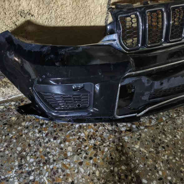 لون اسود بلادي مع ضرر بسيط 

للاتصال *********** يوجد وات ساب بغداد
