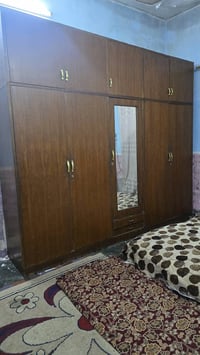 غراض بيت للبيع غرفة اخشاب صاج خمسة ملحق نضيفة + ثلاجة بيكو حجم كبير شغ...