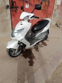 سكنس حاويه للبيع للستفسار 07707384084