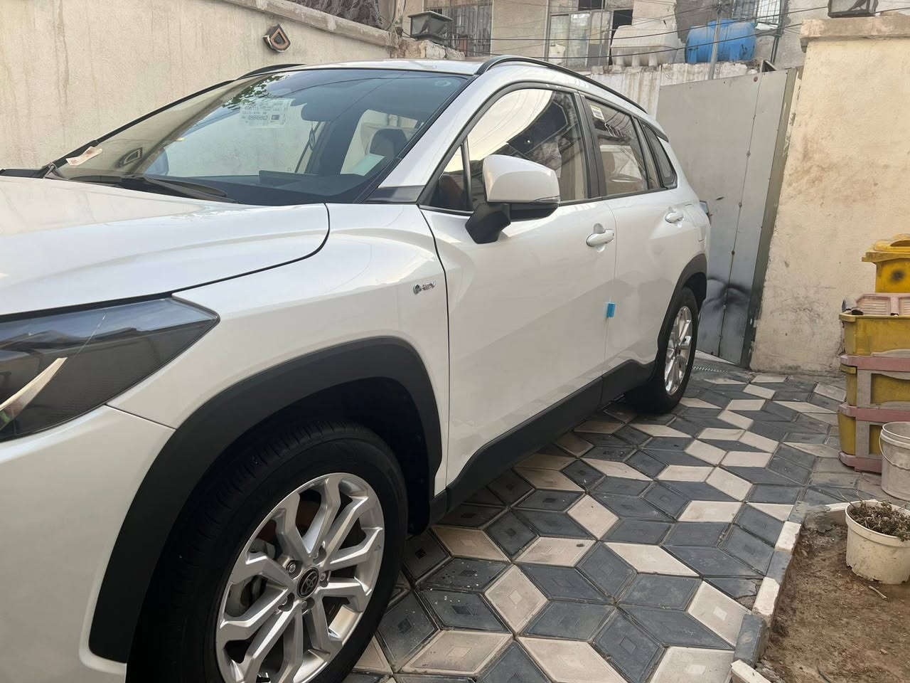فرونت لندر ٢٠٢٤ ماشيه ١٧ فول مواصفات جنطه كهرباء،كراسي كهرباء داخل ماروني حمالات بيه قبق جنطه مبدل اصلي سعر ١٦١ رقم ***********
