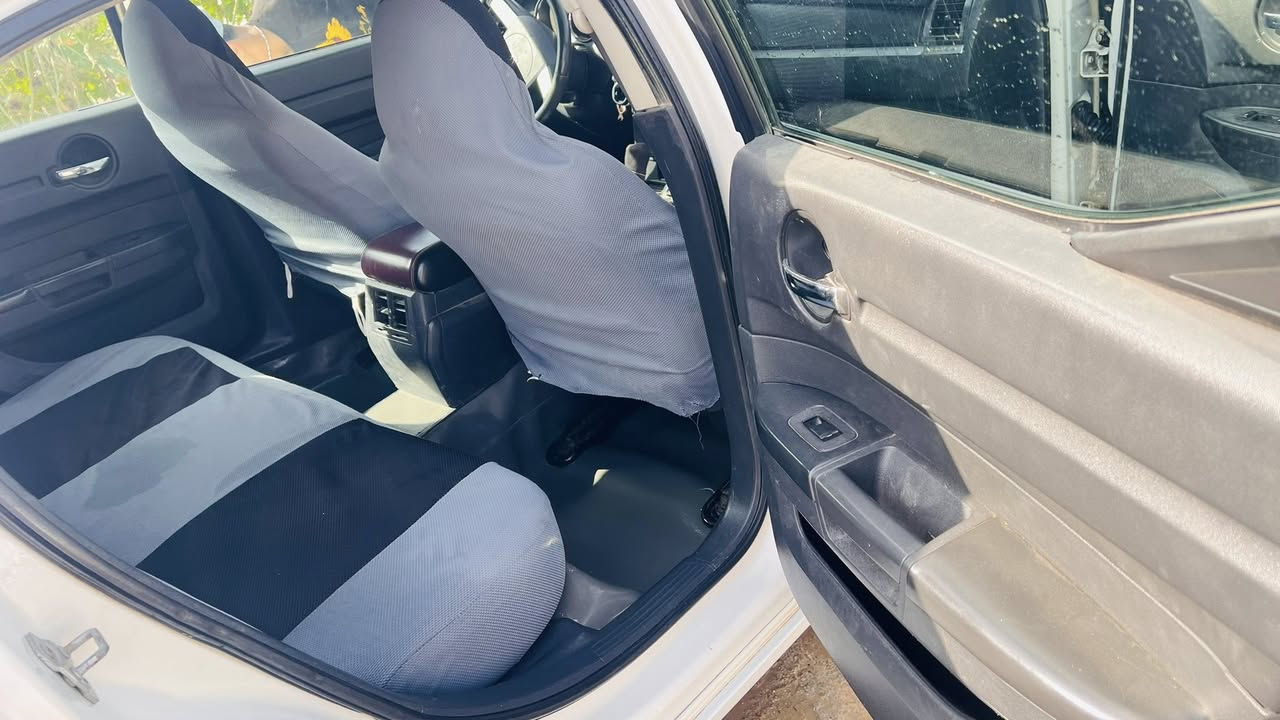 جارجر 2008  مصبوغه عام للجماليه حادث باب السايق غرفه جديده  شاشه كامره  منظومه زنون سنويه ل29 ابسمي *********** العنوان بابل السعر 95 اوبيهه مجال
