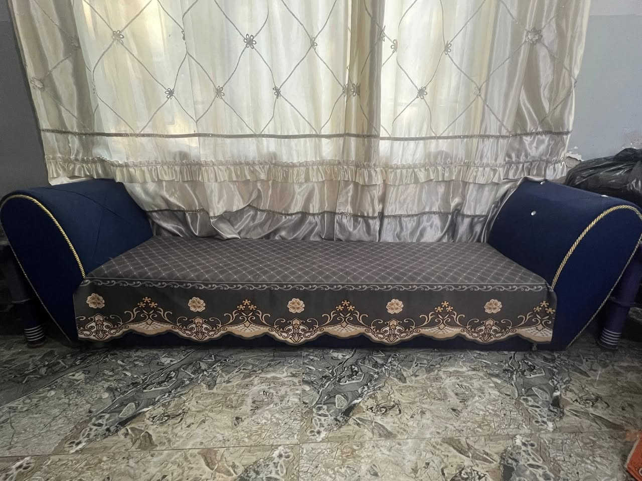 السلام عليكم اثاث بيت للبيع كل حاجة وسعرها.


**إذا كنت صاحب هذا الإعلان وتريد حذفه لأي سبب، رجاءا أرسل رسالة إلى الدعم الفني**