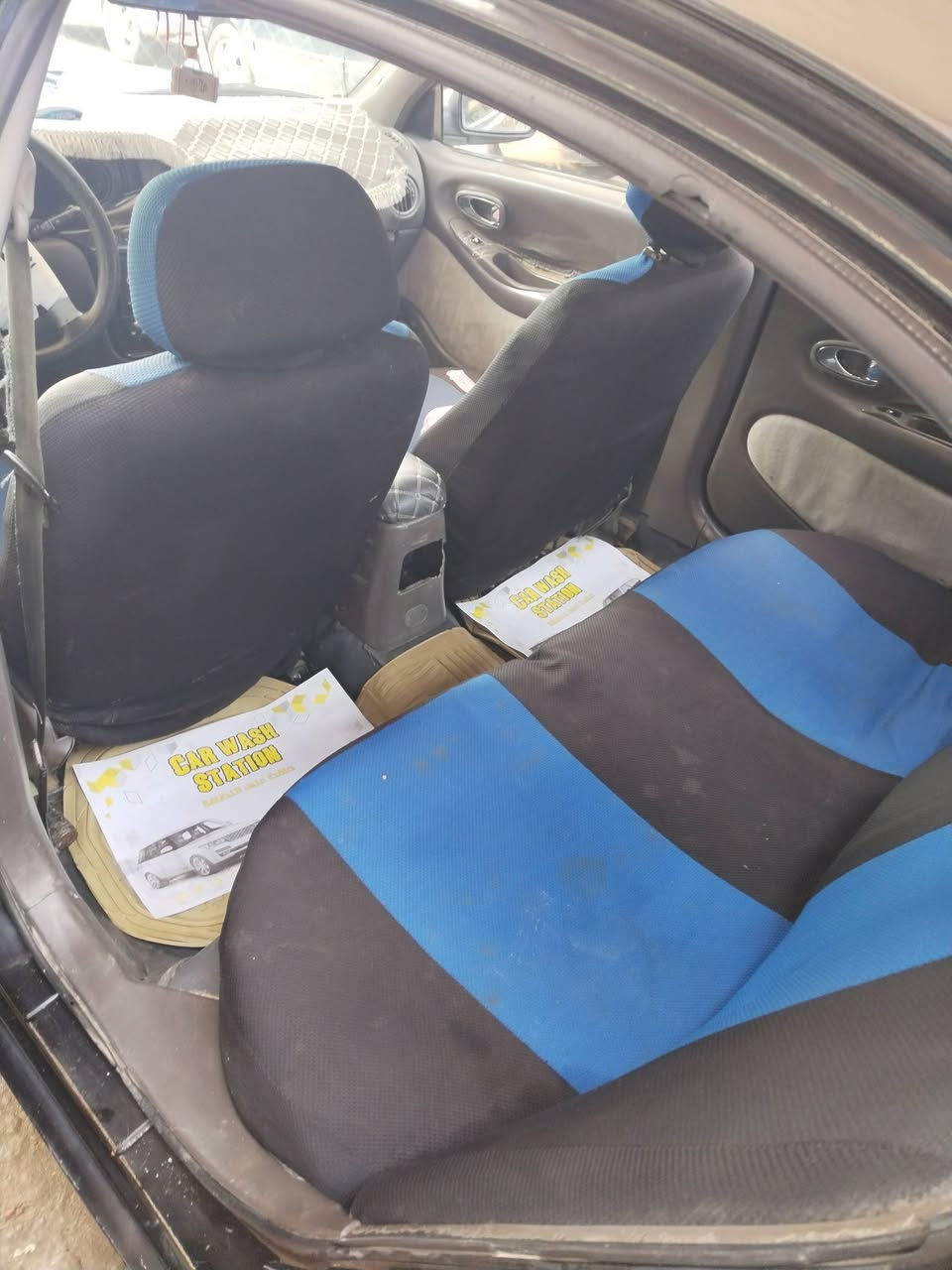 دايو لكنزه للبيع موديل  99
محرك 2000جديد
تخم تاير 
باتري جديد 
 كهربائيّات شغاله
الكشر تجي تشوف بعينك
 تحويل مباشر  السعر 35وبي مجال

الاتصال ***********
