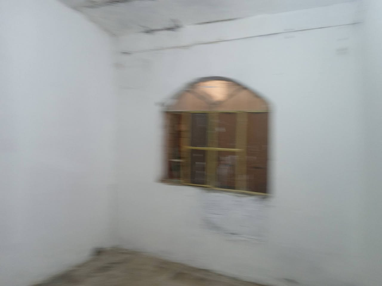 البيت الإيجار منطقة دور الصحة الاستقبال كبيره غرفتين حمام ومطبخ الإيجار ٣٠٠ رقم ***********
