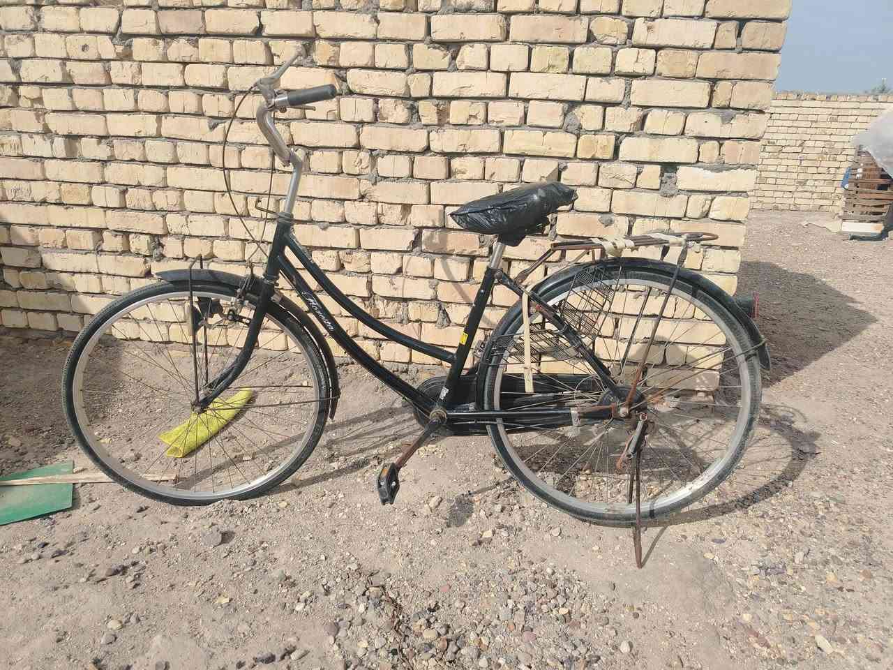 للبيع البسيكل بعده بجيس بس مهمول ***********الستفسار
