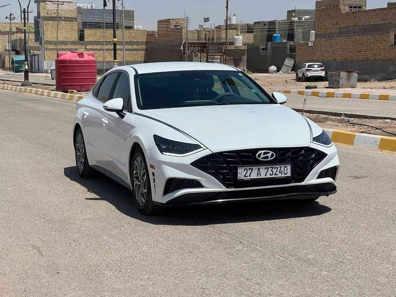 السلام عليكم
سوناتا 2023 امريكي...صور الحادث مرفقه بالمنشور

ماشيه 45 ميل سياره على وضع الشركه 

محرك ((2500)) 

شاشه تدعم كار بلاي

فئه sel فول ماعده البانوراما

تشغيل عن بعد

كشن قماش تدفئة

سياره نضيفه ومرتبه عل اخر وضع تاخذه جاهزه بدون نقص

السعر.  (175)  بيع

للتواصل والاستفسار عنواني ذي قار مركز ***********
