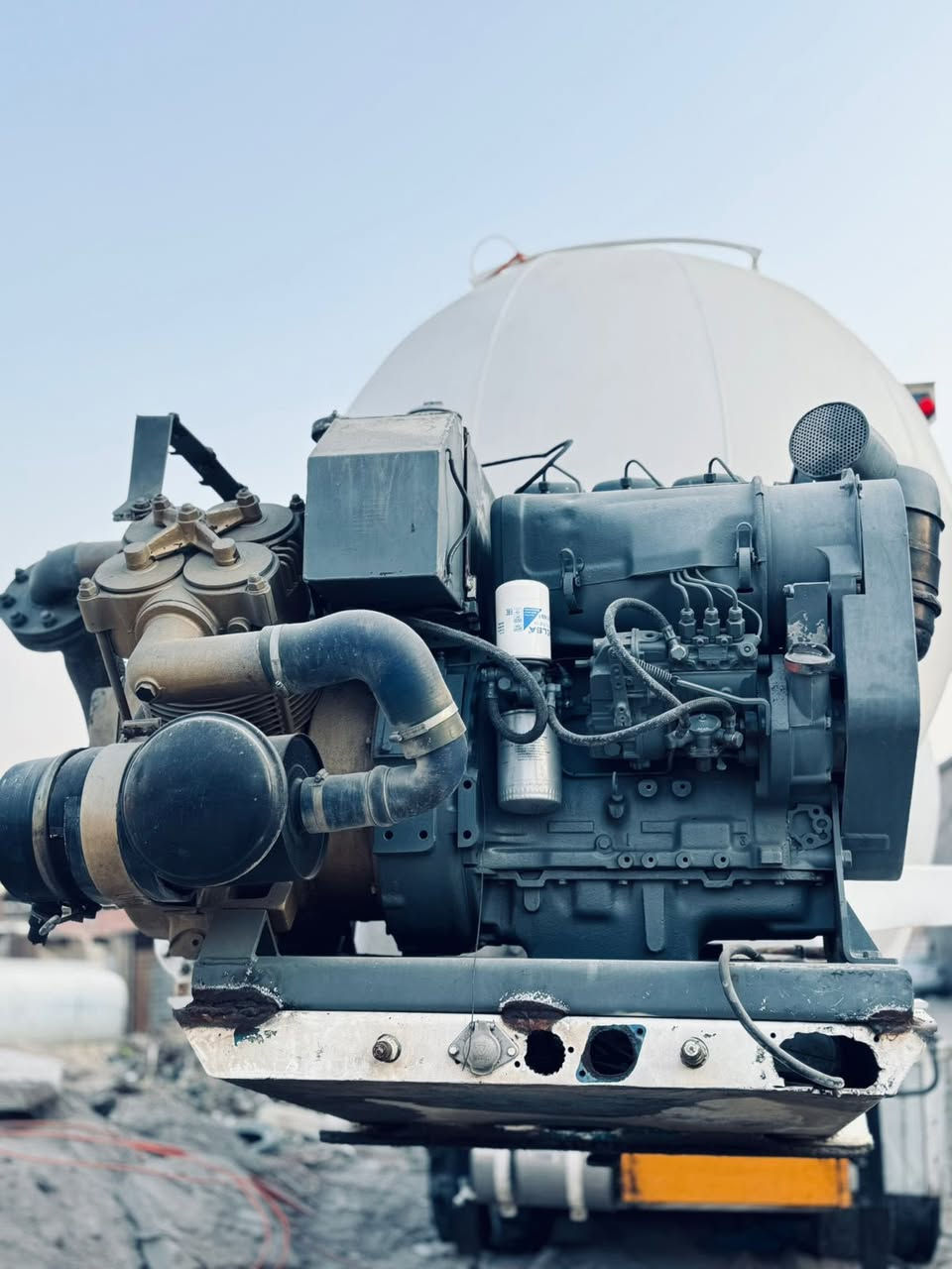 سايلو سويدي مطول اربع محاور تخم تاير عنوان نجف شارع المطار ***********
