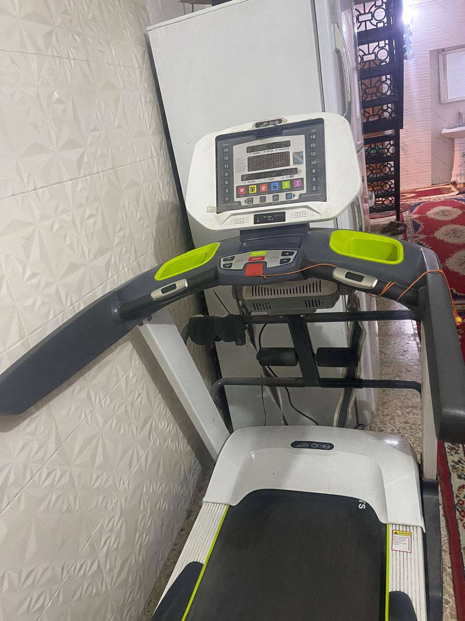سلام عليكم جهاز رياضه للبيع سعره 600000الف وبي مجال رقم *********** توصل على هذا رقم
