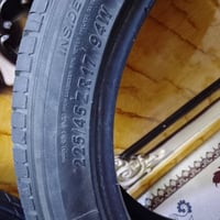 شباب تايرات النتره زيرو انتاج 225 بس واحد بي فتيله ونطيك ضمان بيهن يره...