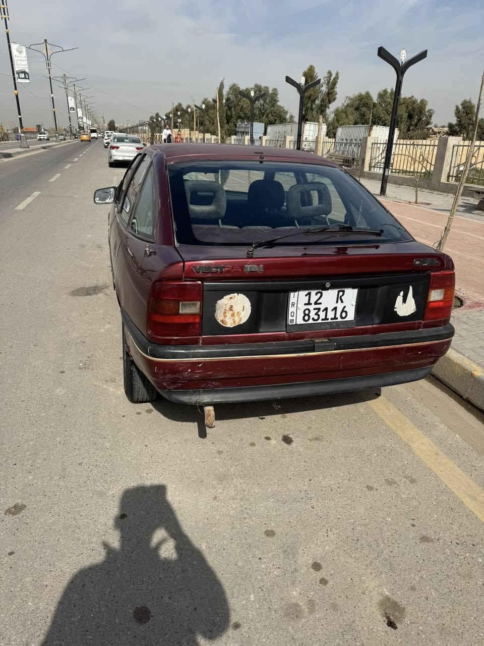 السلام عليكم 
فكترة 1992 بدون معجون دوائر فقط
هزه ما ساقطة وسنوية جديدة اني الشرعي مالها 
سياره نضيفة شرط ترايها بغداد بيها اثر صرف فقط 
رقم جديد 
كاربون بانزين بيها 
سعر 38 ومجال بسيط 
***********
***********
