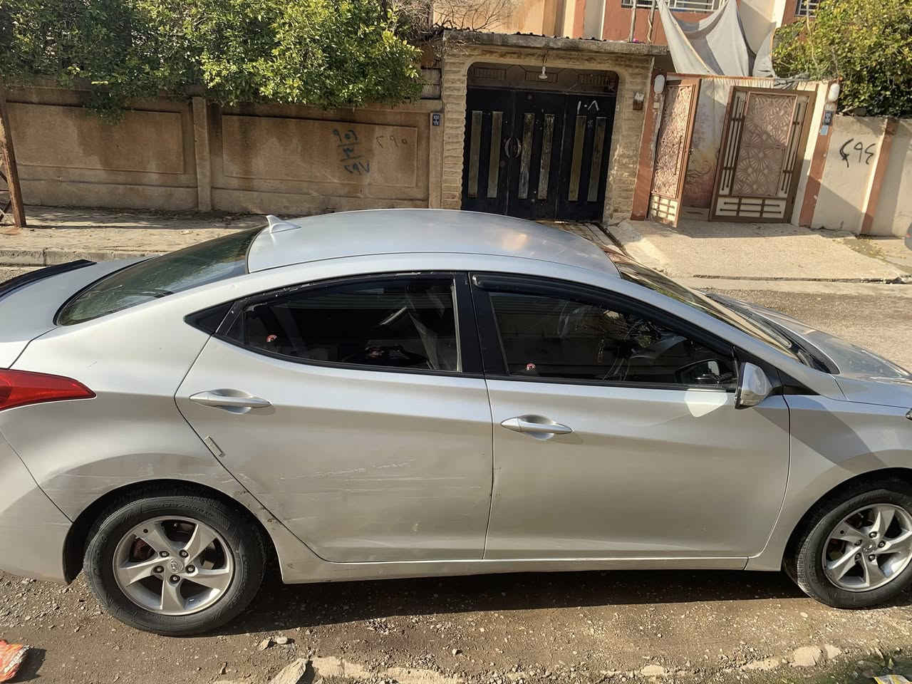 أفانتي ٢٠١٢ أمريكي
ويل كب تحكمات ستيرن 

شاشه . كاميرا
كوبون بنزين ورقي

الضرر . دوسات فقط 

وبيها قطعه بارد 

والباقي كدام العين 

السعر 105 وبيها مجال 

والسونار متوفر 

*********** بيه واتس أب
