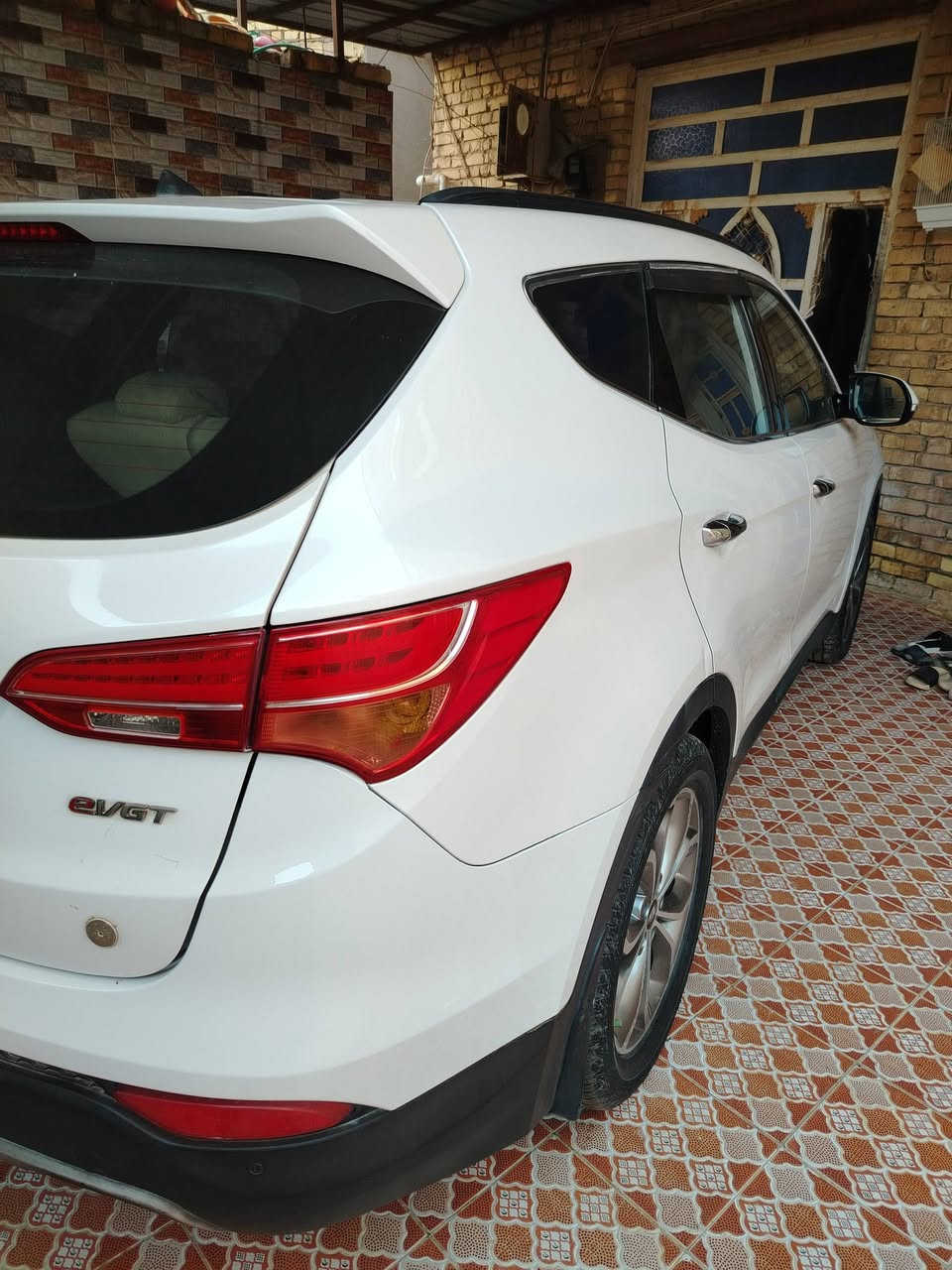 سنتافي ١٥كاز رقم بغداد دولي سياره فول عدا فتحه سعره ١٥٣ وبيه مجال سياره موجودة فى شطره ***********
