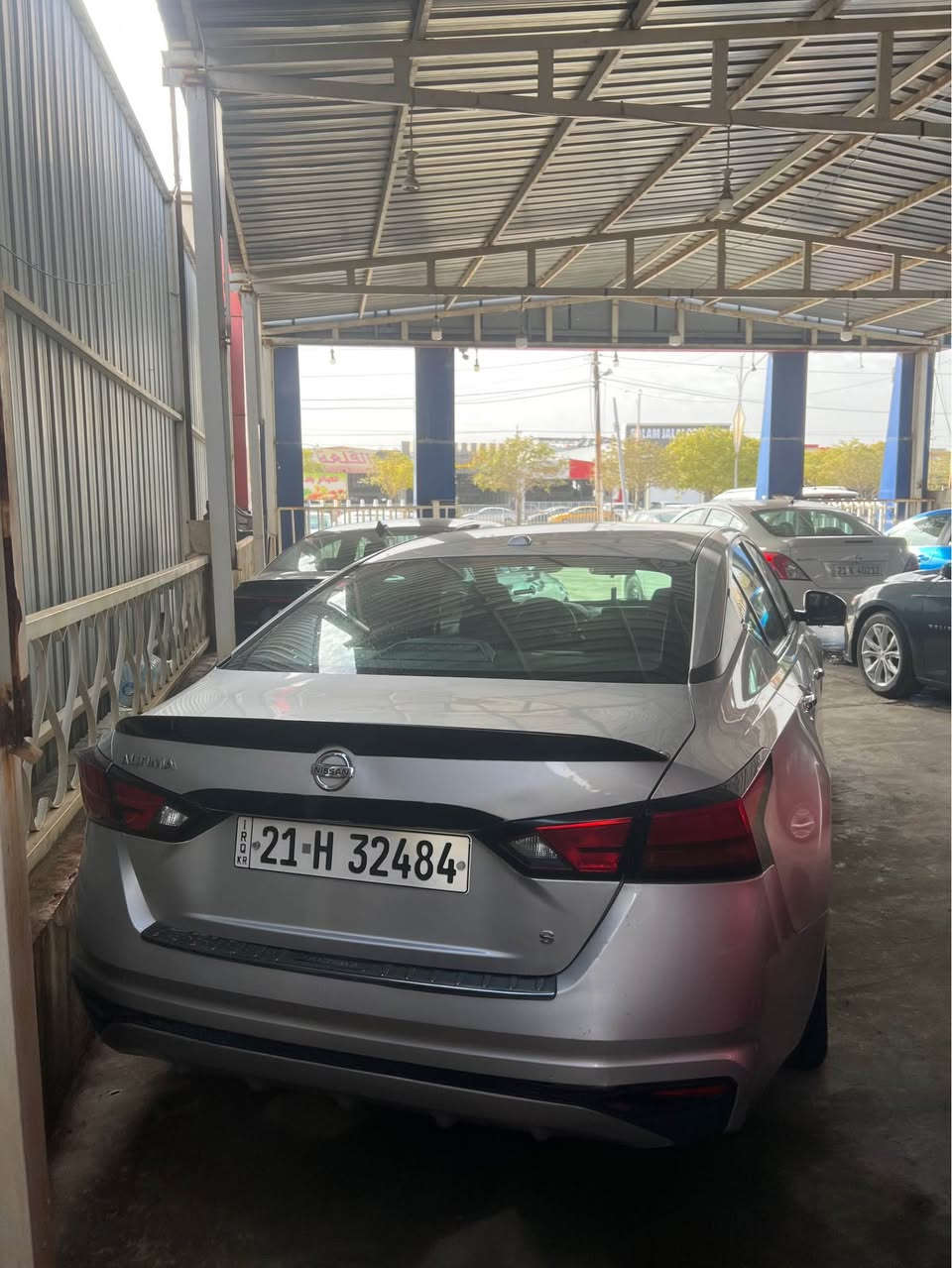 سلام عليكم .. 

التيما سلفر 2020 

الضرر / جامرلغ وباب خلفي سايق 

بدون دواخل 

بچم كبس 

باقي جسم السياره نضيف بدون شخوط 

رقم صاحب السيارة / *********** كركوك, العراق
