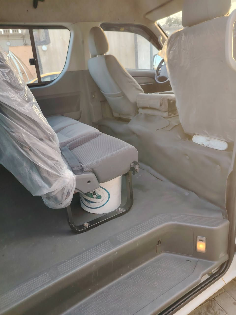 السلام عليكم جنبي H2عاليه
استلام جديدطالعه ب 2025 على وضع الشركة 
رقم السياره بصره تحويل ثاني
مكان السياره بصره 
***********
