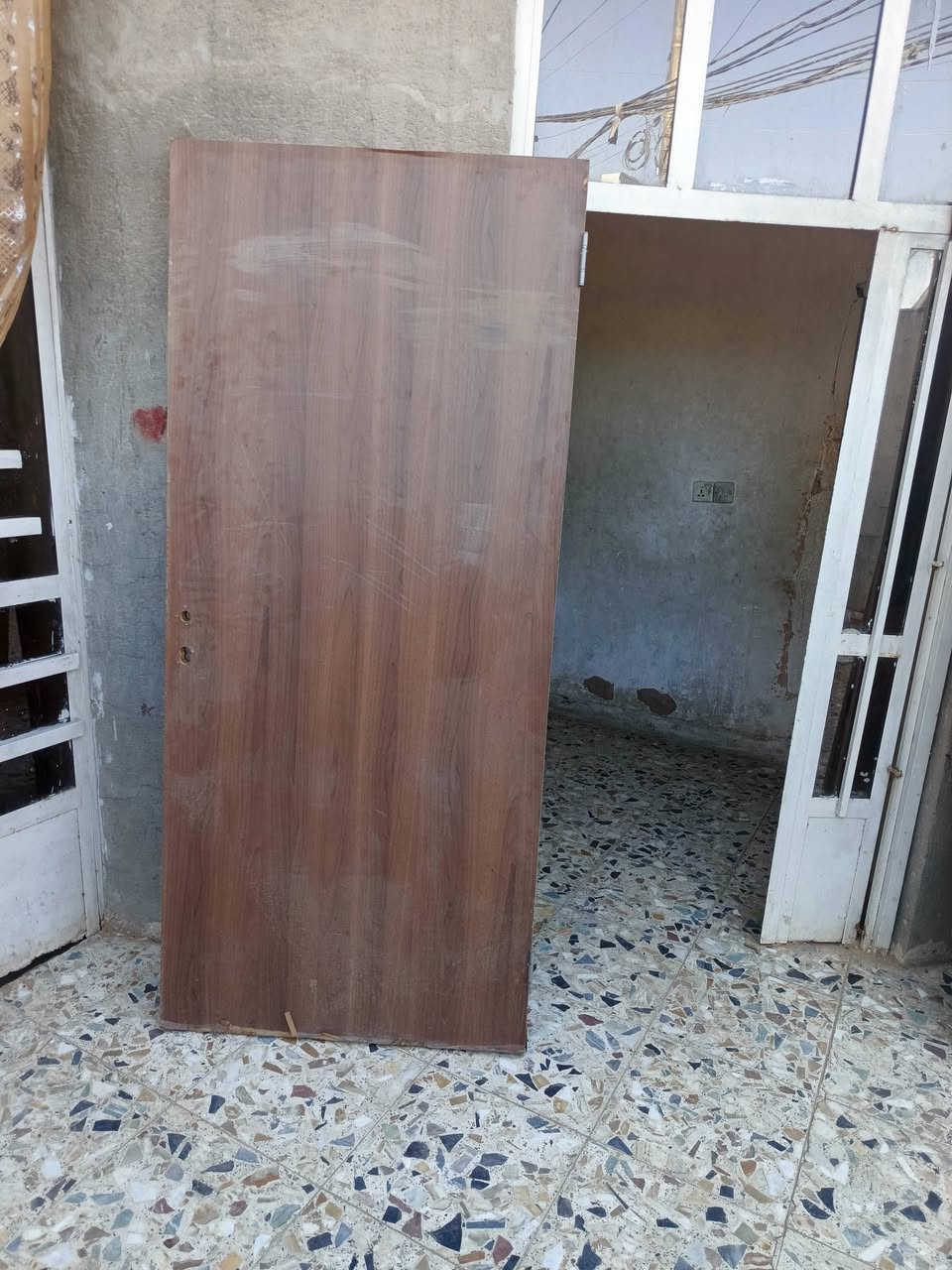 سلام عليكم بيبان اثنين للبيع القياس الطول مترتين او2ستيم والعروض 89 ***********
