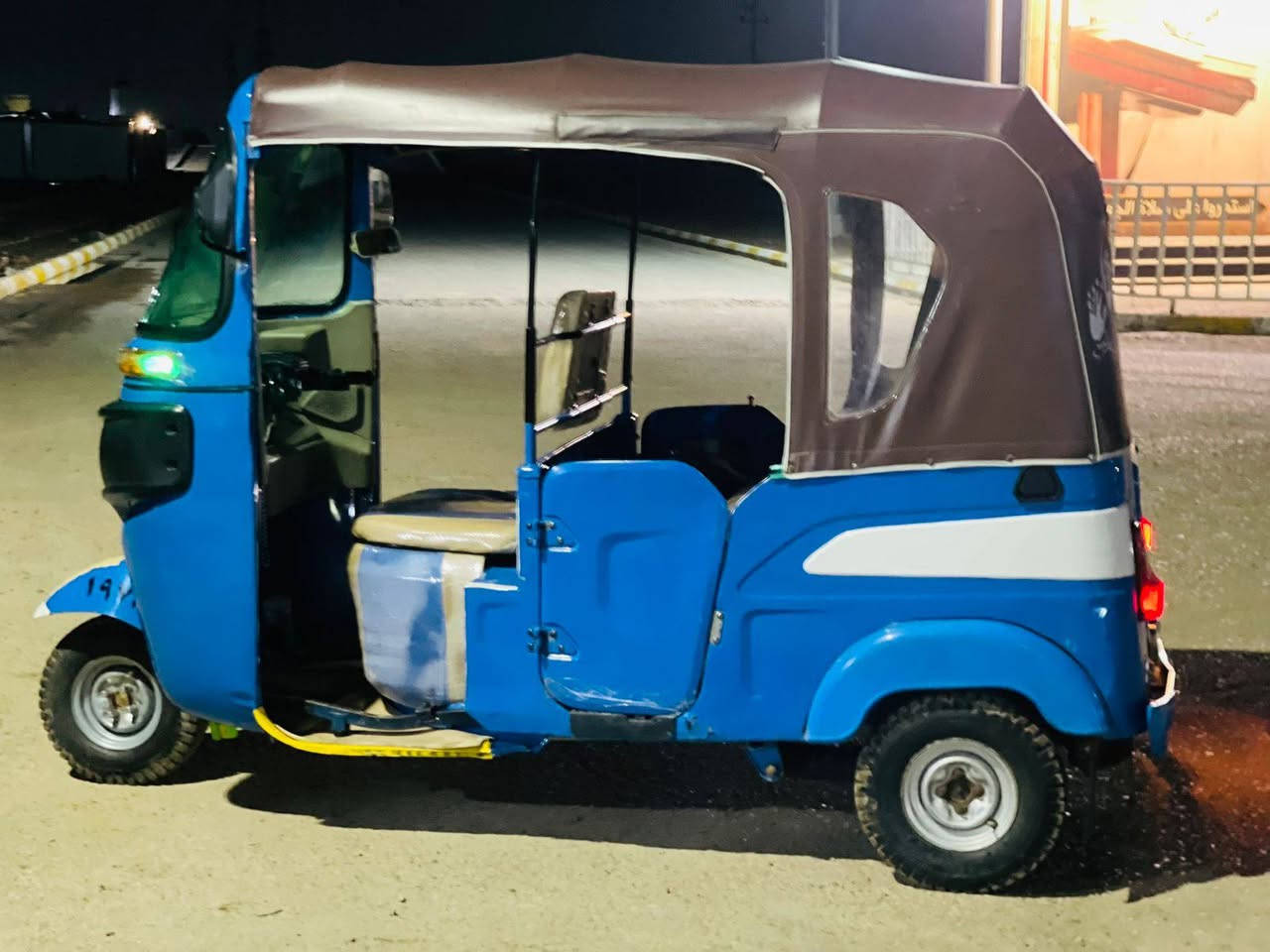 سلام عليكم تكتك البيع موديل 22مرقم كشره كفاله مكينه مفتوحه تكتك جاهزه تخم تاير كهربايات شغاله تكتك خير من يم الله سعر 8100 وبيها مجال الشراي تصل ***********
