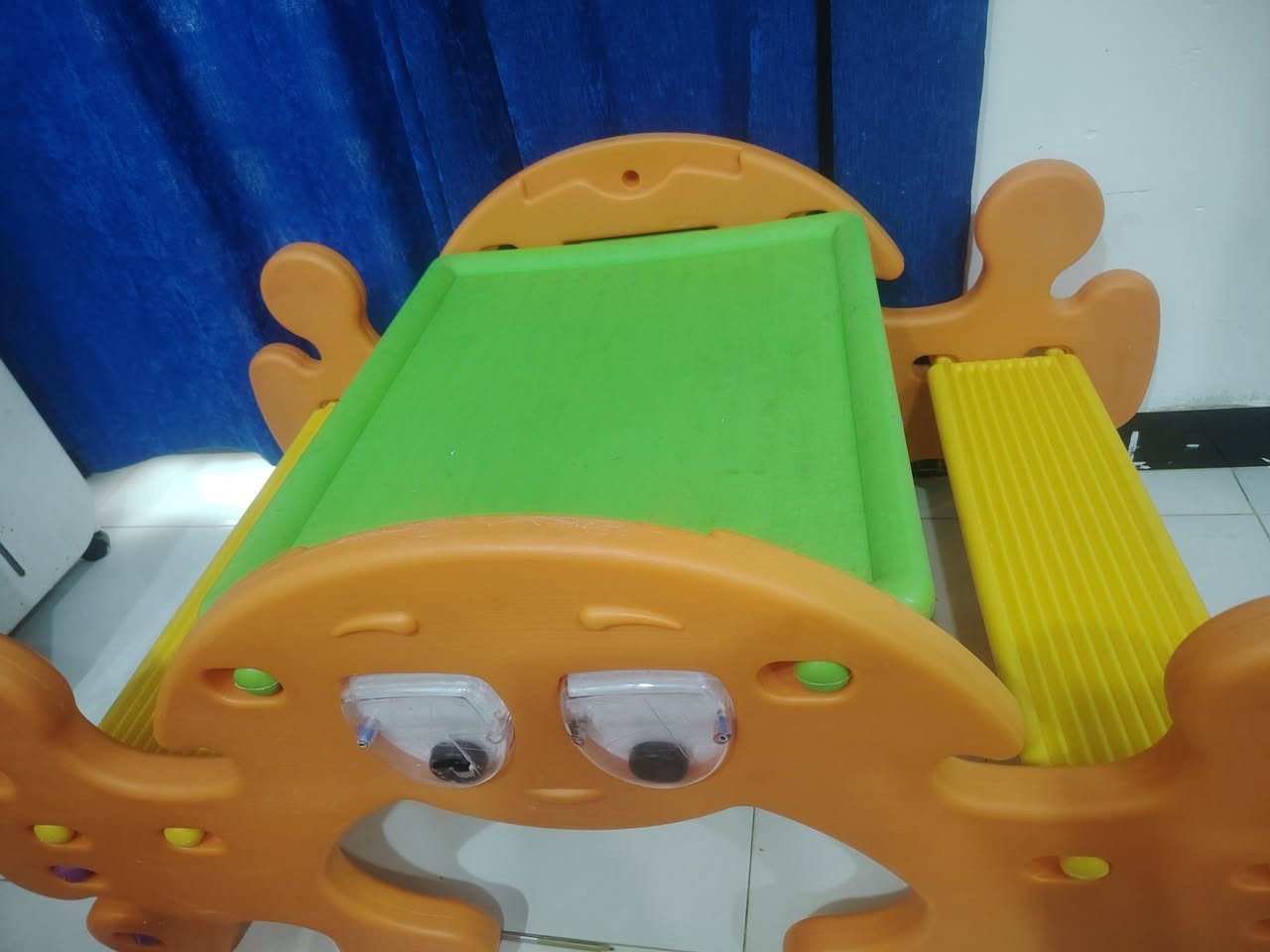 ميز طعام أطفال يكفي ٤ أطفال يتحمل وزن لحد ٦٠ كيلو يصير ميز ويصير لعبة ميزان السعر ٤٠ استخدام قليل


**إذا كنت صاحب هذا الإعلان وتريد حذفه لأي سبب، رجاءا أرسل رسالة إلى الدعم الفني**
