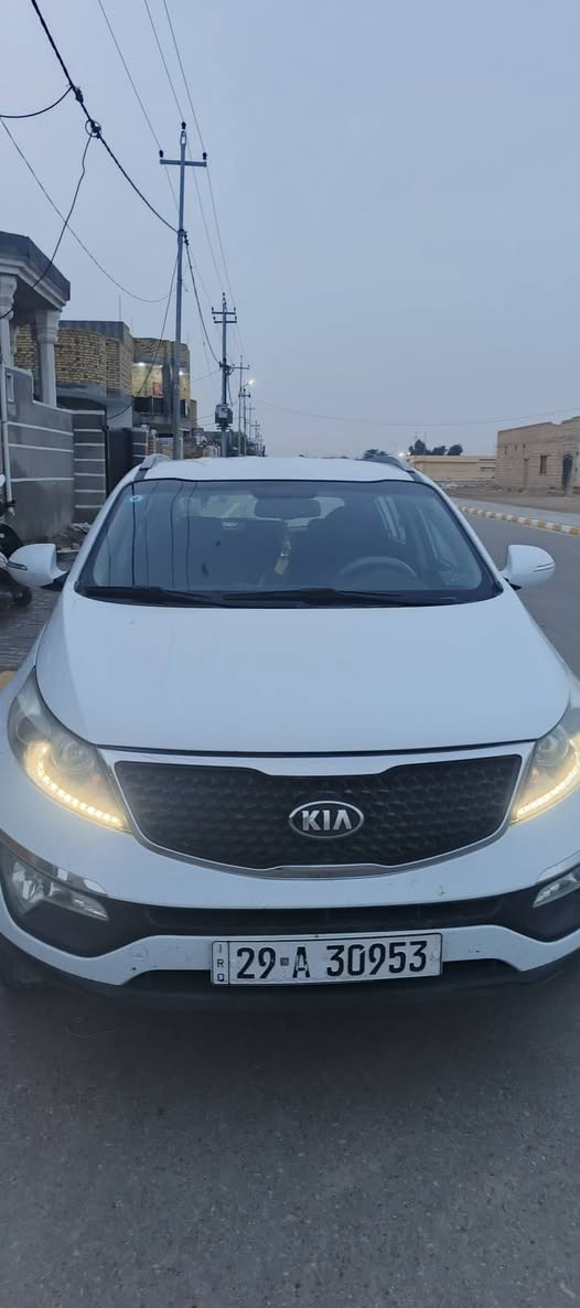 السلام عليكم سبورتج خليجي 2016 رقم واسط نگليزي مكفولة كفلة عامة من كل شي جاهزة عل اخير بسمي تخم تاير جديد سيارة حلوة جديدة السعر 180بيها مجال  مكان كوت واسط مركز المدينة
***********
‏‪***********‬‏
