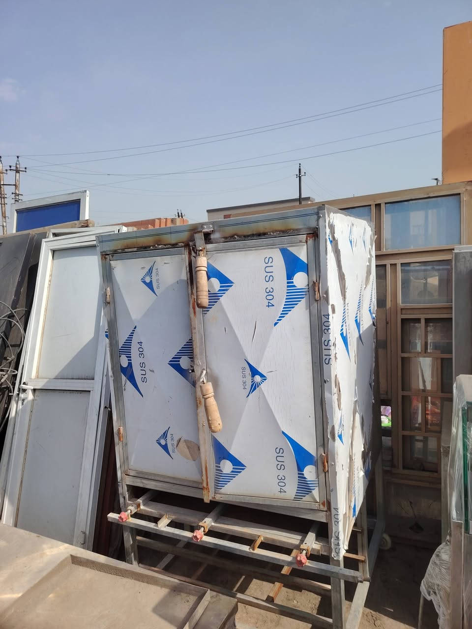 سلام عليكم
مستعدون لتجهيز المطاعم والكافيهات والفنادق
بيع وشراء جميع الأغراض المستخدمه
سيد مصطفى ***********
