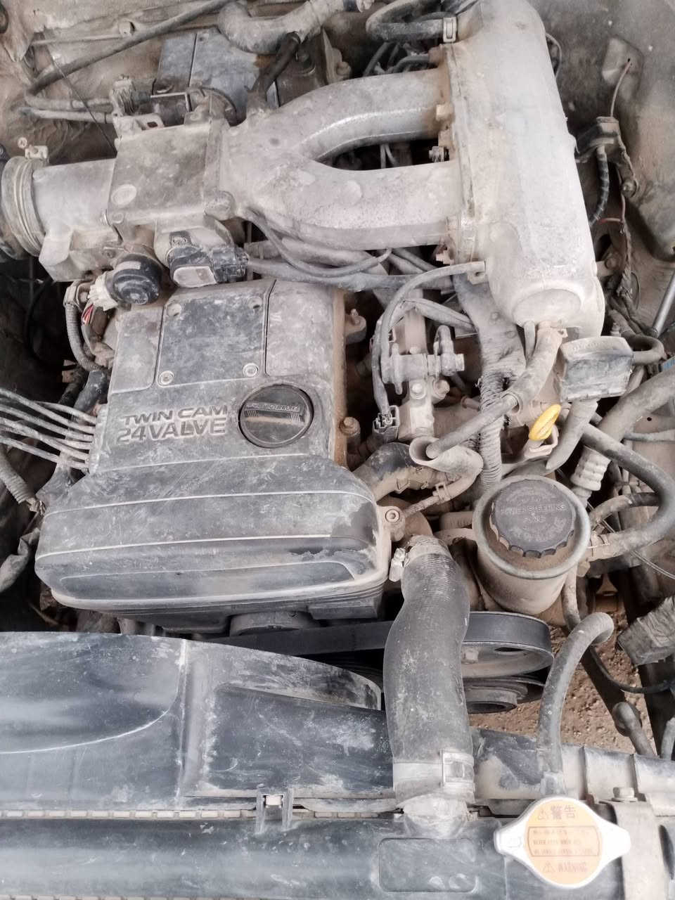 دب 1990 محور ففتي بغداد انكليزي جام كهربائي  دوشمة جلد الأرضية مكفولة من حادث وقواعد دبلات بلادية مصبوغة بدون حادث شرط الفحص 
محرك كير صدر تخم تاير 
تبريد شغال فقط الفان فصل ما اعرف ليش 
تحويل وشرط تتكاتب مروري يلا تأخذها 
ترايها حلو 
بيع بدون مراوس بدون قسط 
الشراي يتصل واتساب ماسنجر 
ارد عليك 
السعر 65 بيها مجال بسيط 
العنوان بغداد الحسينية المعامل 
لكم مني كل الشكر والتقدير 
***********
