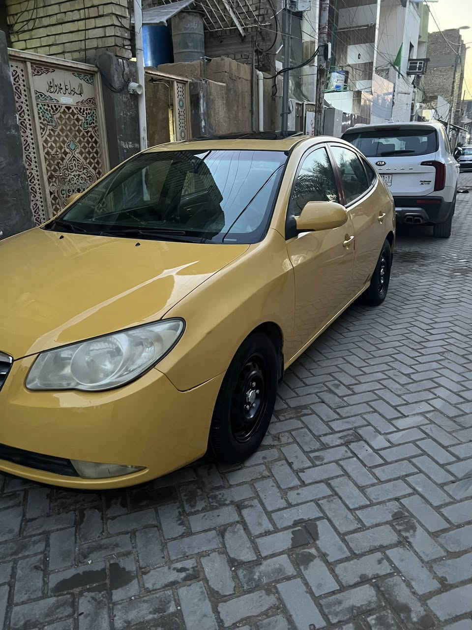 السلام عليكم الانتره 2008 امريكي حادثها جاملغ وبنيد مكينه 2000 كير ومكينه مكفولات تخم تاير 
صدر تبريد ثلج  السياره فتحه كأمره سويجين 
جاهزه من كلشي رقم بغداد بسمي السعر ٨٨
***********
