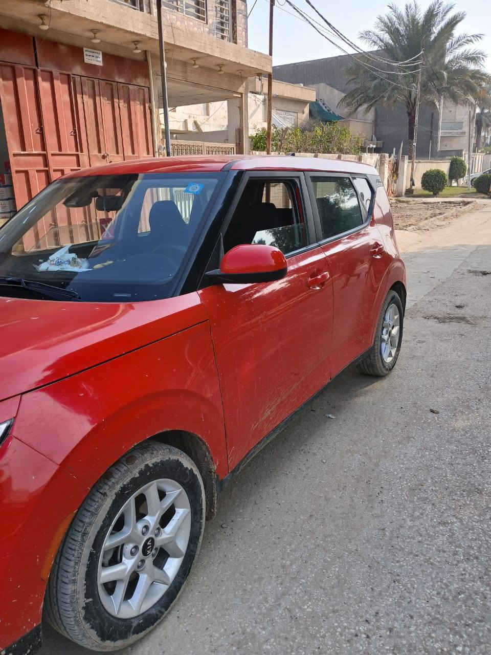 السلام عليكم.صول ٢٠٢٢. وارد امريكي  ٧١ الف كيلو متر . رادار امامي  رادار جانبي تحكمات ستيرن بدون بصمه حادث جامبلغ أمامي مع ربع بابل السايق .خدوش بسيطه بيه. اطفاء ذاتي أثناء الوقوف. تحديد مسار . انزلاق .
***********
