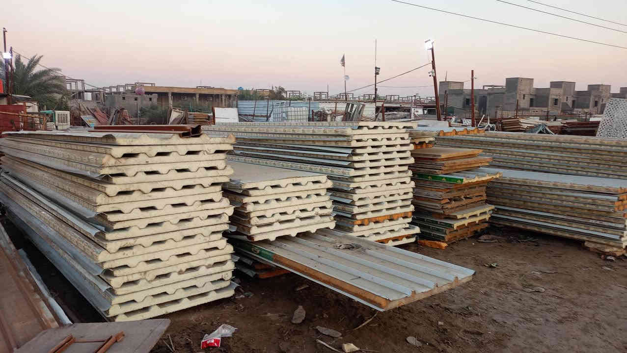 السلام عليكم متوفر انواع الحديد بي ارسي جديد سندويج مستخدم كميه خير من الله اي طول اتريد بيبان حديد و الامنيوم و BVC مستخدم وجديد وشبابيج حديد والامنيوم وBVC جديد ومستخدم قياسات متوفره دنك جملون شيلمان مستخدم وزاويه جديد ومستخدم ويوجد جادر مال بي ارسي وجينگو وبواري مربع ودائري ويوجد بلاستك ثقيل وبوري حديد ثقيل وميز حديد وكافه انواع الحديد شتريد موجود غير ذني الذكرتهن كلشي موجود جملون وغيره من الثقيل بعد.       المكان ناصريه قرب سجن الاصلاح ساحه رياض مقابيل البنجرجي خالد للاستفسار رقم الهاتف موجود. ***********
