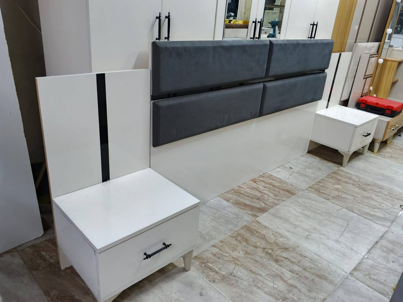 غرفة 6 ابواب 5 قطع
للاستفسار ***********
