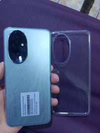 078 5 0 4 3 3 9 0 3 200  السلام عليكم اخوان موبايل هونر 200 صار له سبع...