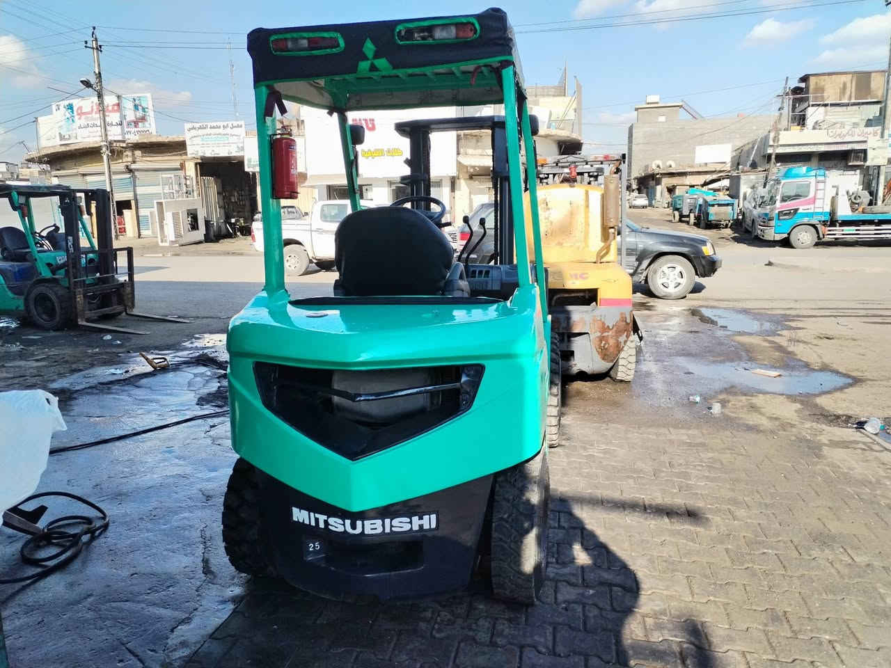 السلام عليكم للبيع رافعه مسيوبوشي بانزين حركتين جاهزه للعمل ***********
