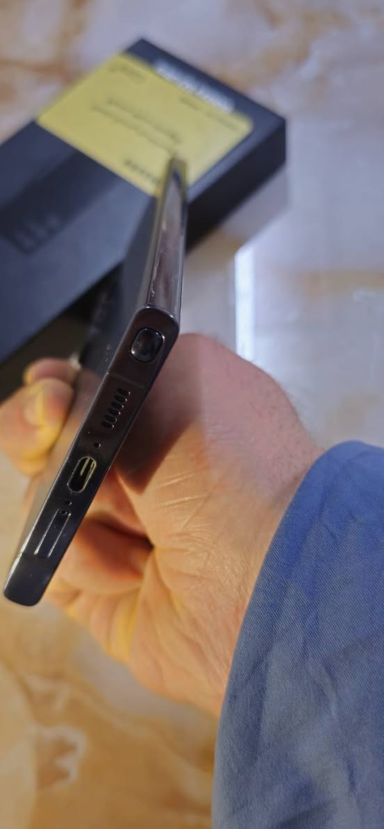 S23 ألترا
جهاز بحالة الشركة اللاصق بعدةعلشاصي ما مرفوع وشرط من كلشي ونظيف (شرق اوسط) + مع ملحقاتة كارتون وكيبل

ذاكرة 256 
رام 12 
دبل سيم 
العنوان : موصل
متوفر توصيل محافظات
للطلب الاتصال على الرقم او واتساب
***********

السعر 775 الف

الميعجبة السعر يتخطى المنشور ويترك اثر طيب والله يرزق الجميع 🩵🩵
