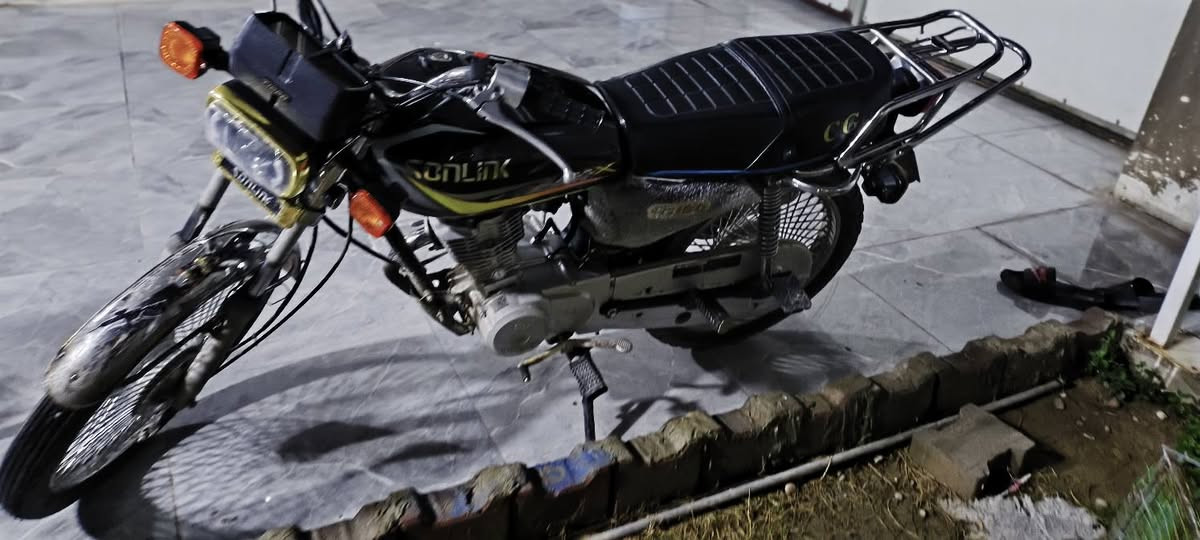 سلام عليكم دراجه سونيك موديل 24شرط قبق مال فيلس ما مفتوح دراجة شرط نشاط وسرعه دراجه مكفوله من كلشي سعره 600بي مجال قليل شراي خابر ***********
