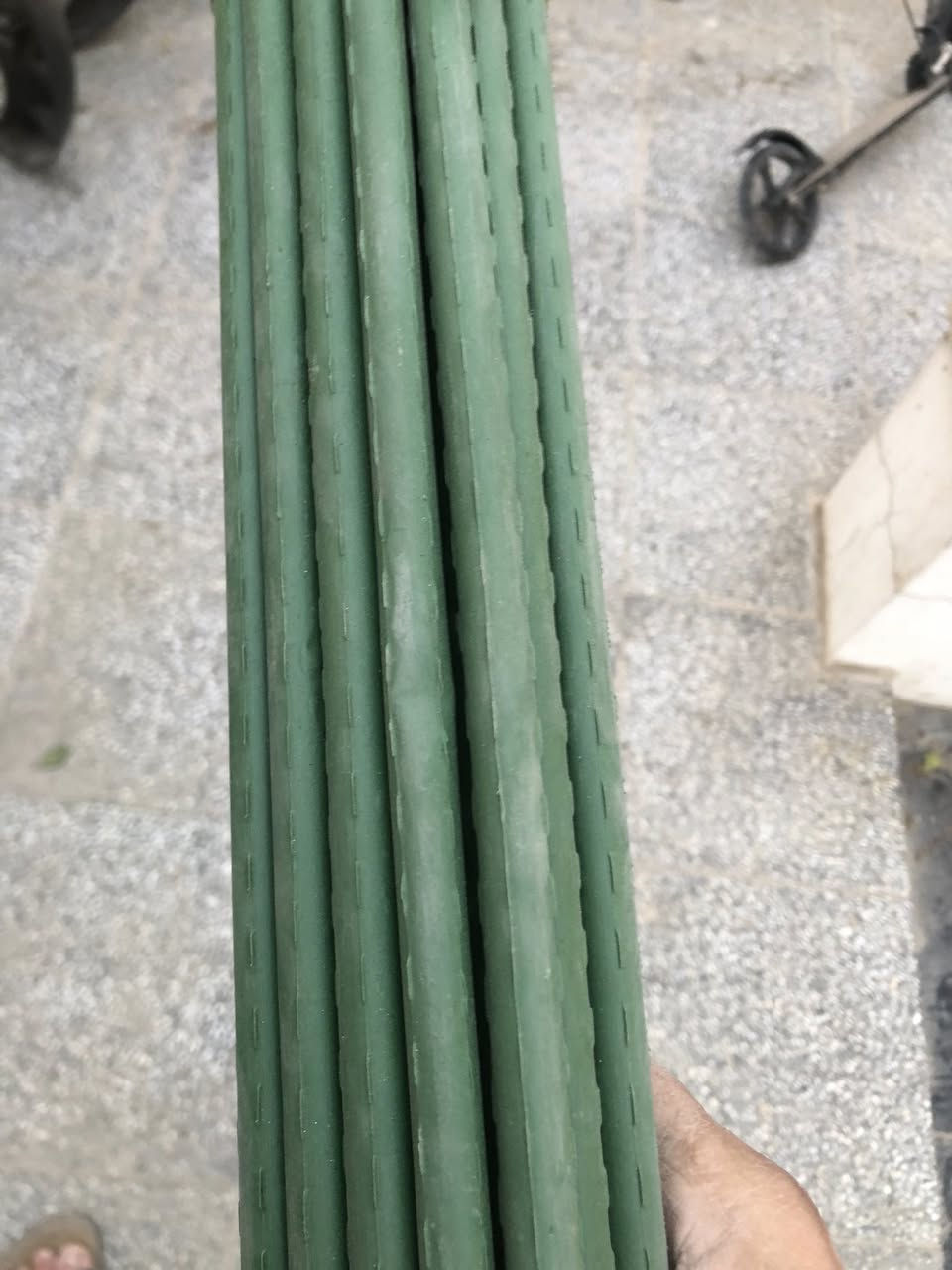 اوتاد نباتات القطعة ب٥٠٠ موجود كمية


**إذا كنت صاحب هذا الإعلان وتريد حذفه لأي سبب، رجاءا أرسل رسالة إلى الدعم الفني**