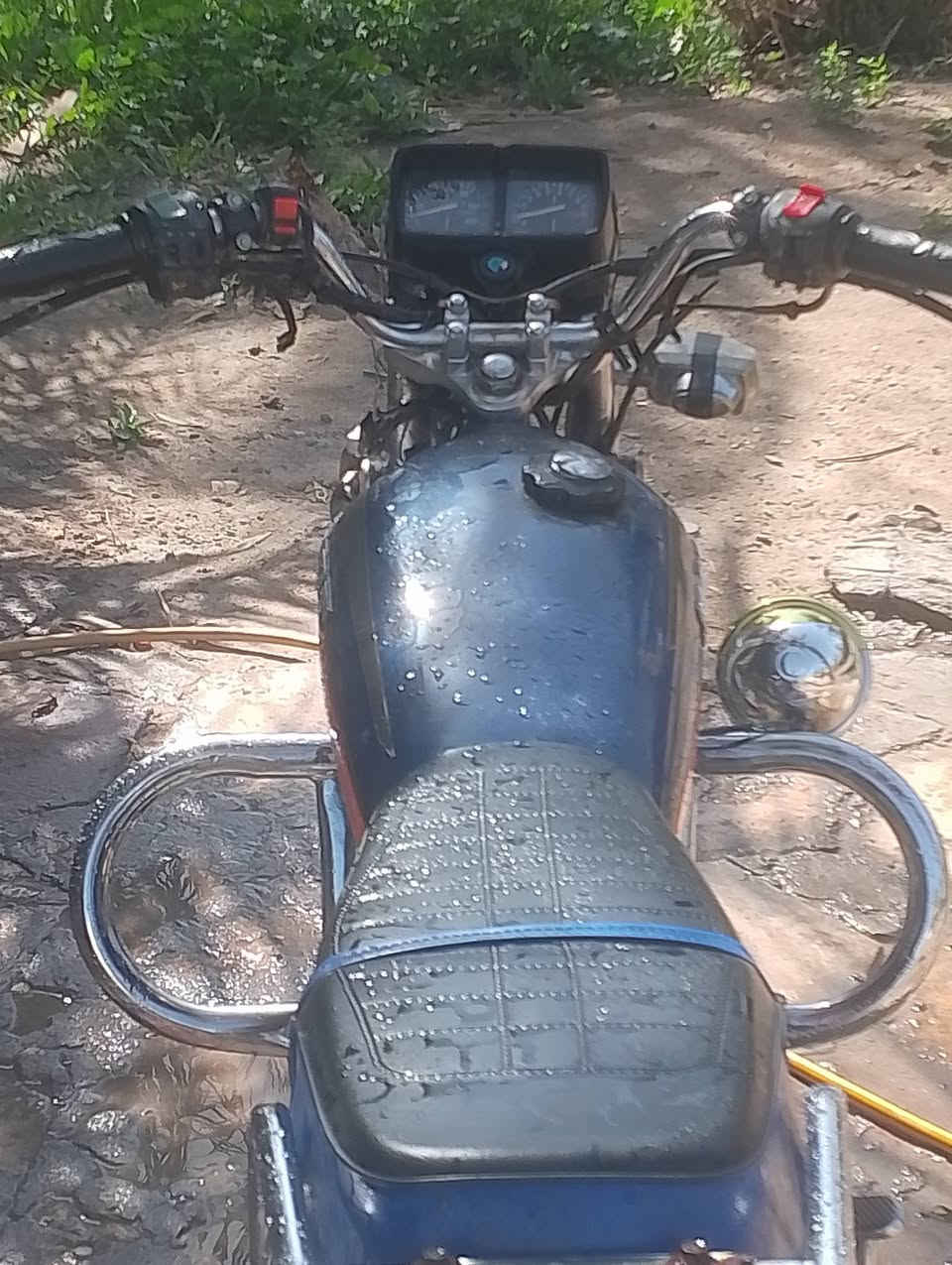 السلام عليكم دراجه للبيع موديل 21 مكينه ناعمه تايرات جدد كهربئيات شغاله صفاحيات زنجيل موجودات تجوه موجوده طالعه من مجمع الكرار مداوره من مجمع الكرار مكانهه ناصريه يم مول الصافي سعرهه 700
***********
