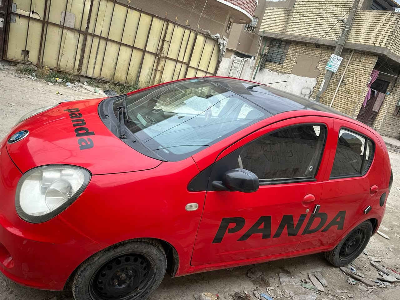 السلام عليكم
باندا 2012
 صدر باتري تايرات جديد 
كير مكينه مكفوله
مكان بغداد الحريه 
السعر 50
***********
