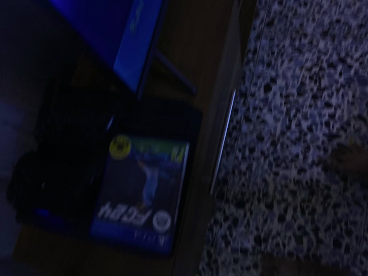 بلي 4للبيع جديد وشرط ويا كارتونة وثنين أقراص جديدات بل جيس وثنين يدات واحد تجارية والثانية اصلية اخذتة جديد للبيع سعره300وبي مجال مكاني حي القاهرة سوق علي نعمة


**إذا كنت صاحب هذا الإعلان وتريد حذفه لأي سبب، رجاءا أرسل رسالة إلى الدعم الفني**