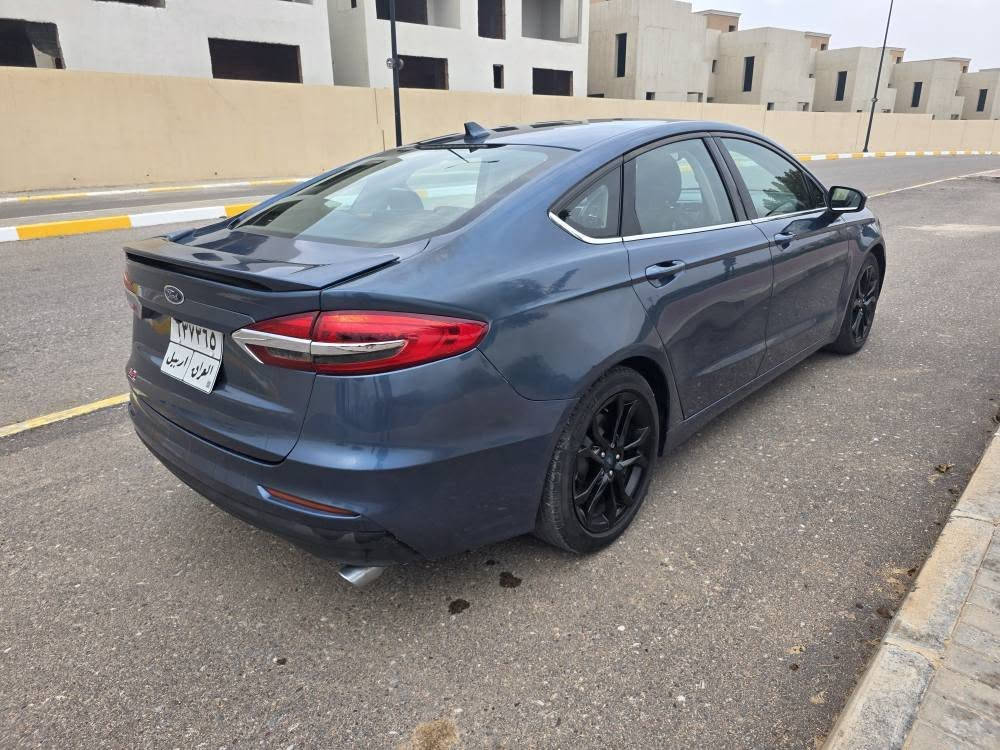 Ford Fusion 2019 SE 

 فورد فيوجن 2019

• المسافة المقطوعة : 29 الف مايل فقط ‼️ ( سيارة مال دكتورة ههه) 

المواصفات : كامل مواصفات بدون فتحة سقف فقط

 • تشغيل عن بعد
• تشغيل بصمة وبصمة ابواب 
• كاميرا خلفية 
• حساس مطر
 • اضاءه داخليه 7 الوان
• شاشه اصليه
° نظام Eco لتوفير الوقود
• هاند بريك كهرباء
° وسائد هوائيه بلمقعد
• مثبت سرعة تفاعلي
 • اناره ترحيبيه
  • نظام صوتي sony
• غمازات عالمري 
• اضوية زينون اصلي
° ايرباك عدد 8 
° نظام الملاحة gbs
• اجهزة سلامه عامه SRS + ABS
• مرآة وسطية ذات خاصية تعتيمية
 • مانع انزلاق
 • كود أبواب لفتح السيارة في حالة فقدان المفتاح
 • سبويلر خلفي
 • كشافات led
• نظام اوامر صوتي
• اغلاق وفتح شبابيك عن طريق مفتاح
• شفتات ستيرين

السياره جاهزة ما تحتاج اي مصرف 
ضرر : قبغ صندوق و جاملغ خلفي + ٢ باب جهة سايق تبديل 

الضربة خارجية فقط....... السيارة  بدون ايرباك
مكان السيارة : اربيل

لمعرفة التفاصيل مراسلة الارقام

***********
*********** أربيل, العراق
