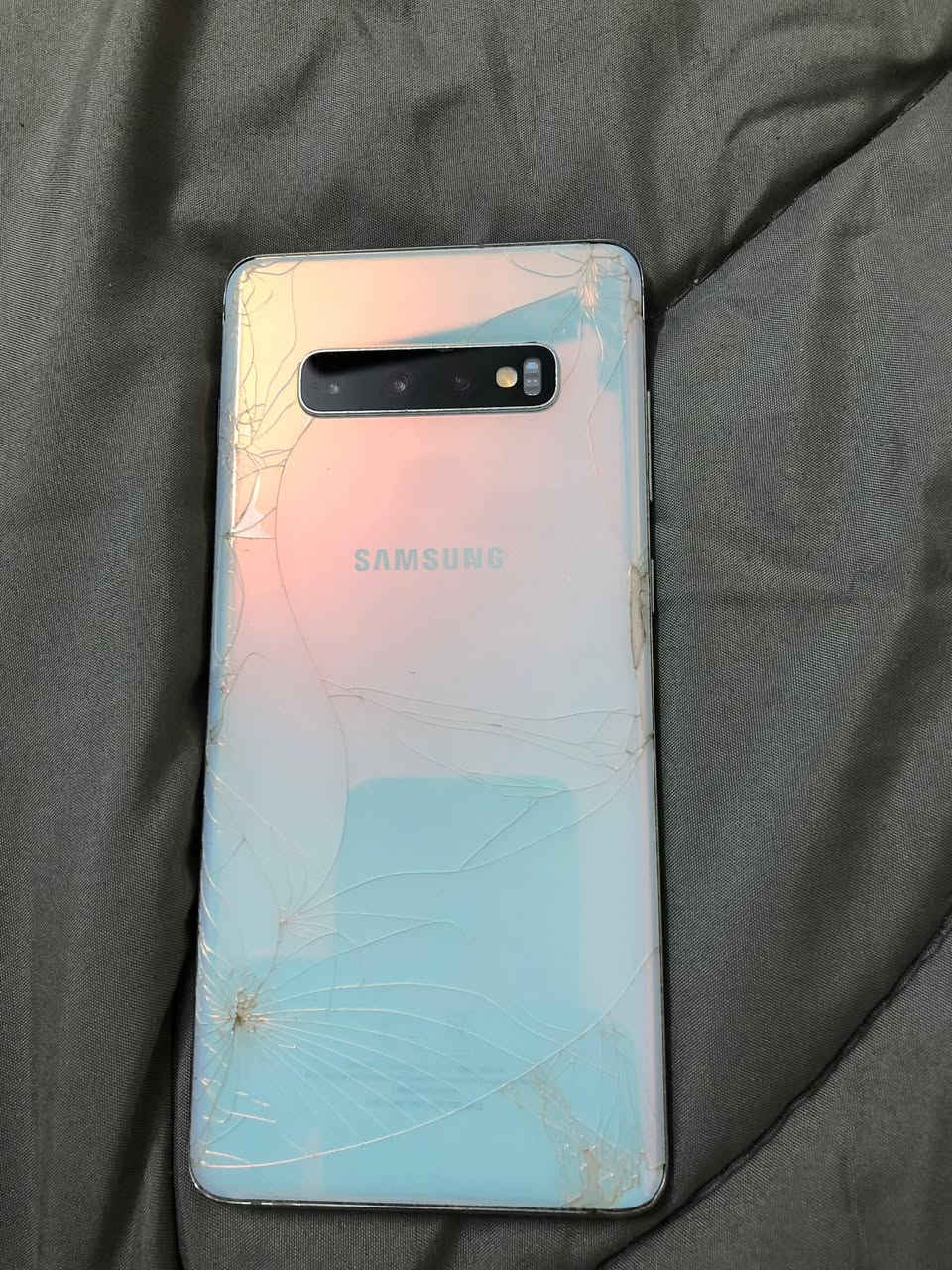 السلام عليكم جالكسي اس 10 بلس فقط الظهر مفطور والباقي كله بالشرط ما مفتوح على وضعدالسعر 175 او مراوسه حسب القناعه


**إذا كنت صاحب هذا الإعلان وتريد حذفه لأي سبب، رجاءا أرسل رسالة إلى الدعم الفني**