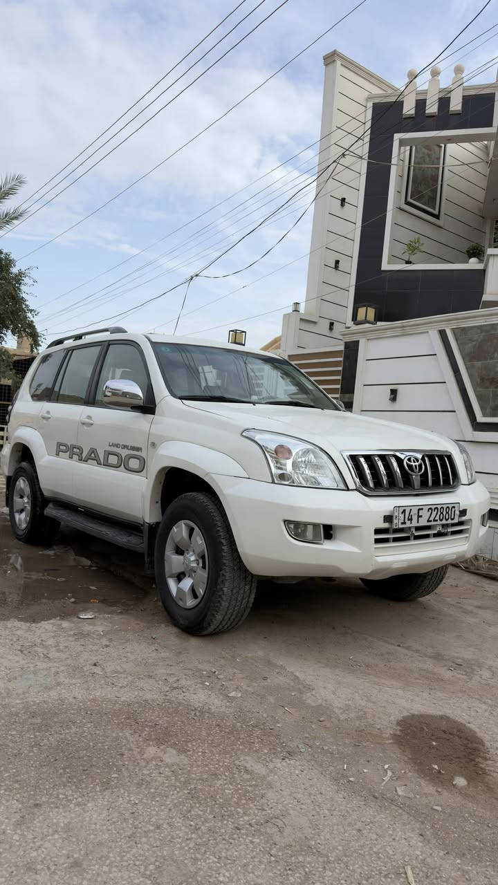 برادو ٢٠٠٤ ٤ سلندر
سنويه بسمي وارقام جديده
مكينه وكير مكفوله 
 السياره مصبوغه صبغ عام درجه اولى
سعر ١١٥ 
اتصال ***********
