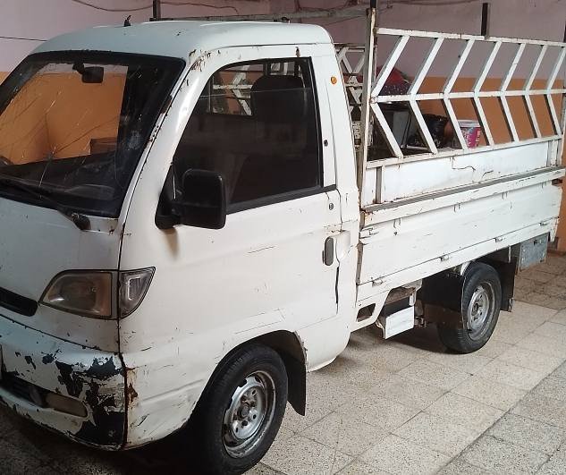 السلام عليكم 
سيارة للبيع نوع هافي 2007 بأسمي فقط تحويل رقم نينوى اصفر سيارة جاهزة 
محرك جديد بالكارتون 
كابريتر جديدة
باتري جديد 
عينة وكلج جدد
طخم جديد 
فلنجات + بنز ودسك جديد
كهربائيات كلها شغالة
تايرات زوج جدد وزوج نص عمر 
سعر 28 مكان السيارة الموصل.
***********
