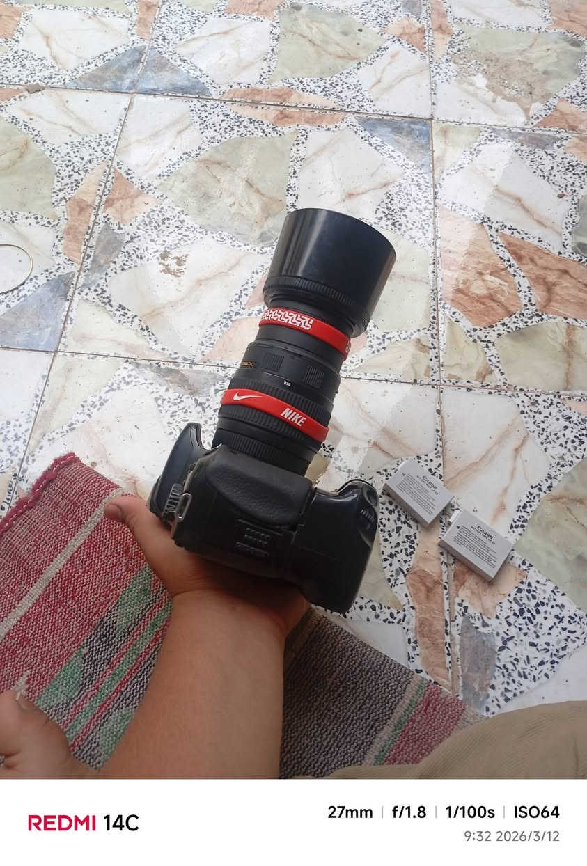 سلام عليكم كامره للبيع بدون مراوس الكامره صوره كلش حلوه النوع كانون دي 550
الملحقات
زوم300.70
هود
كرب
بطاريات.2
حلقات
جنطة حجم كبير
شاحنه 
واير شحن 
رام 32
حزام كتف
_________________________________
الكاميرا خير من الله صوره واحد عله واحد 
السعر 375وبيه مجال مكاني الديوانيه
ماعندي توصيل


**إذا كنت صاحب هذا الإعلان وتريد حذفه لأي سبب، رجاءا أرسل رسالة إلى الدعم الفني**