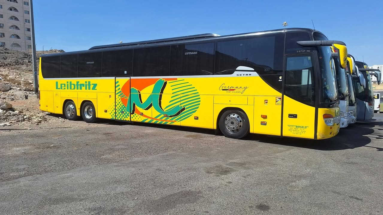 سلام عليكم سياره جيتيه حجم 17 مكينه 8 سلندر 
كير صطر تخم تاير رقم بصره 21 انكليزي تحويل ثاني 
يوم تبريد صيني جديد كمبريسر جديد سياره جاهزه وخير من الله 
للإستفسار الاتصال على الرقم 

‎0770 881 6270
